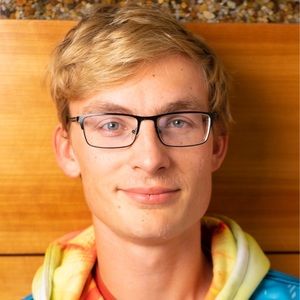 Meet your Posher, Evan